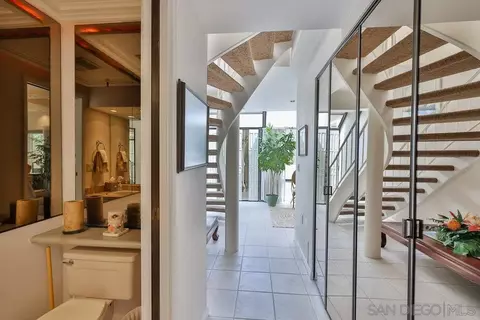 Entry Way - 835 D Ave #4, Coronado, CA 92118 photo 3 of 5