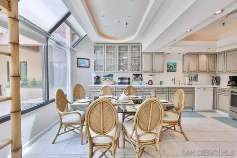 Dining - 835 D Ave #4, Coronado, CA 92118 photo 3 of 4
