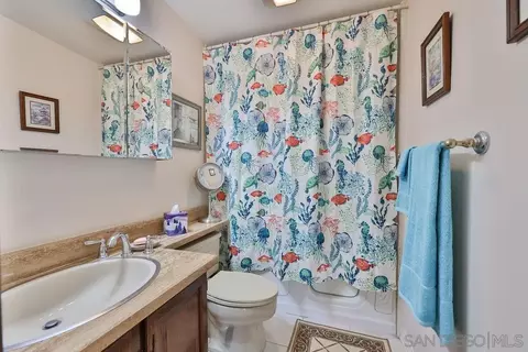 Bath - 835 D Ave #4, Coronado, CA 92118 photo 3 of 3