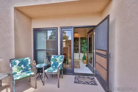 Exterior - 835 D Ave #4, Coronado, CA 92118 photo 3 of 7