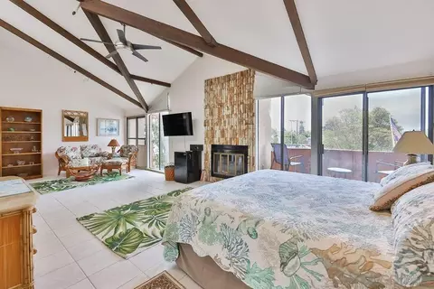 Bedroom - 835 D Ave #4, Coronado, CA 92118 photo 1 of 5