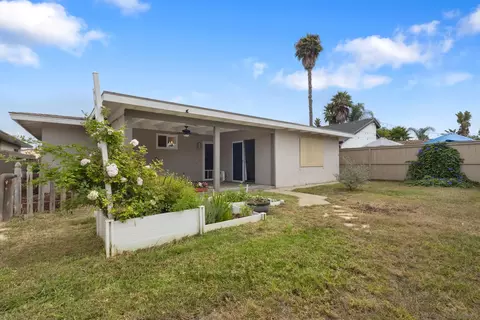 Exterior - 1315 Bush St, Oceanside, CA 92058 photo 7 of 7