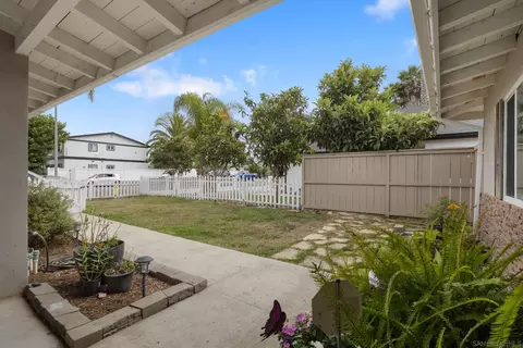 Exterior - 1315 Bush St, Oceanside, CA 92058 photo 2 of 7