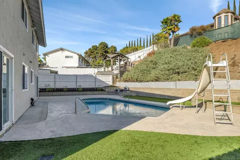 Exterior - 1583 Soma Pl, El Cajon, CA 92021 photo 6 of 8