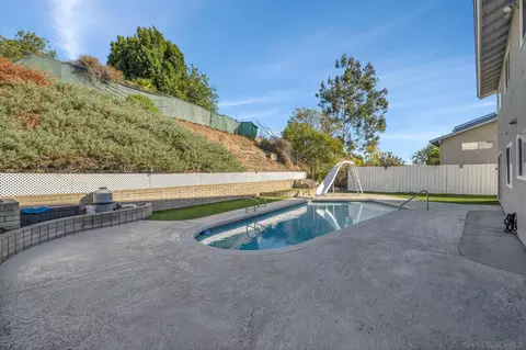 Exterior - 1583 Soma Pl, El Cajon, CA 92021 photo 3 of 8