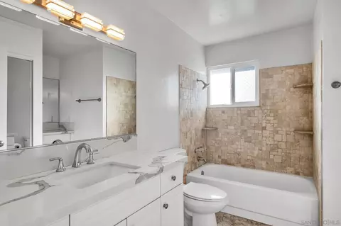 Bath - 1583 Soma Pl, El Cajon, CA 92021 photo 3 of 3