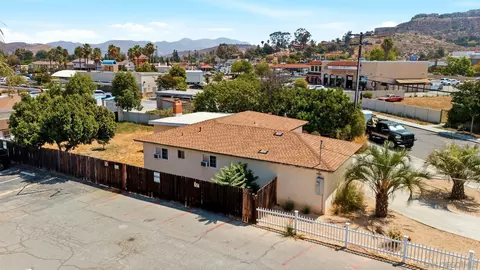View/Area - 8852 Railroad Ave, Santee, CA 92071 photo 3 of 8