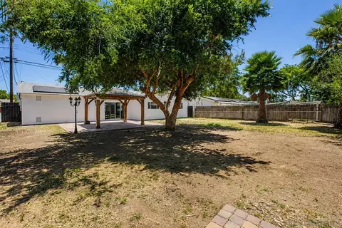 Exterior - 834 Elkelton Blvd, Spring Valley, CA 91977 photo 7 of 8