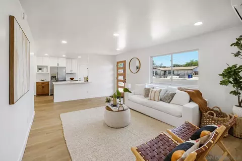 Living - 834 Elkelton Blvd, Spring Valley, CA 91977 photo 2 of 2