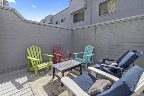 Exterior - 814 America Way, Del Mar, CA 92014 photo 1 of 7
