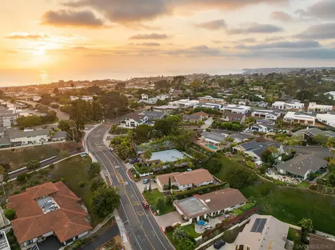 View/Area - 630 S Nardo, Solana Beach, CA 92075 photo 8 of 8
