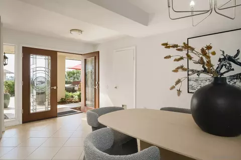 Entry Way - 630 S Nardo, Solana Beach, CA 92075 photo 2 of 2