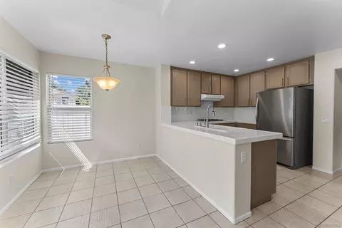 Kitchen - 2450 Eastridge Loop, Chula Vista, CA 91915 photo 4 of 4