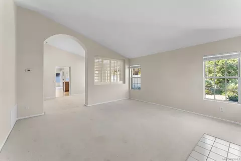 Living - 2450 Eastridge Loop, Chula Vista, CA 91915 photo 3 of 6