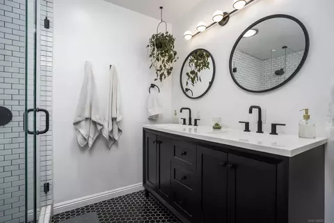 Bath - 4138 Massachusetts, La Mesa, CA 91941 photo 1 of 4