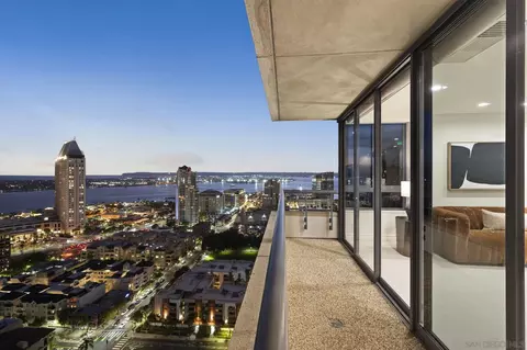 700 Front St #2204 - 2205, San Diego, CA 92101