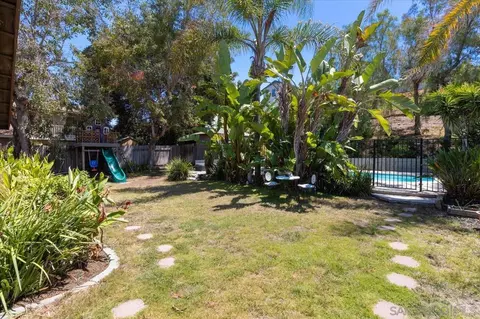 Exterior - 2337 Fallingleaf, Oceanside, CA 92056 photo 5 of 12