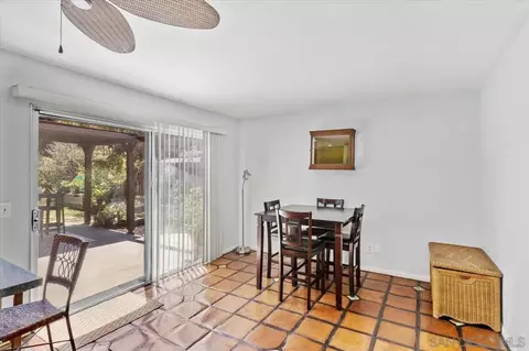 Dining - 2337 Fallingleaf, Oceanside, CA 92056 photo 1 of 2