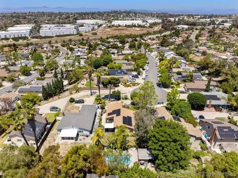View/Area - 2337 Fallingleaf, Oceanside, CA 92056 photo 2 of 4