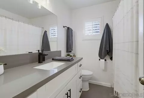Bath - 3221 E Victoria, Alpine, CA 91901 photo 4 of 4