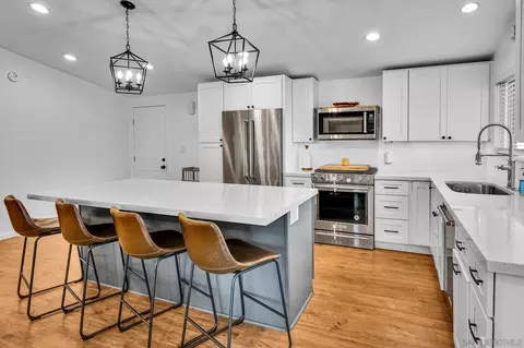9222 Overton, San Diego, CA 92123