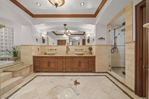 Bath - 120 C Ave #206, Coronado, CA 92118 photo 5 of 10