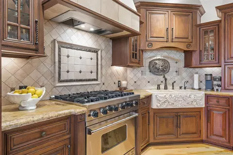 Kitchen - 120 C Ave #206, Coronado, CA 92118 photo 7 of 9
