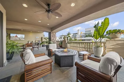 Exterior - 120 C Ave #206, Coronado, CA 92118 photo 2 of 2