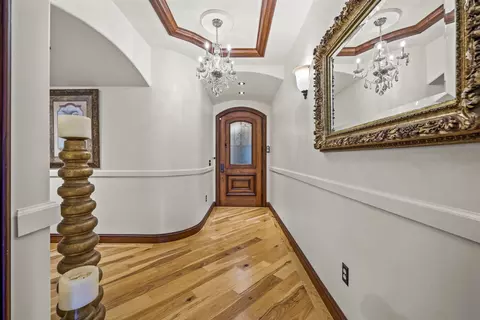 Entry Way - 120 C Ave #206, Coronado, CA 92118 photo 2 of 7