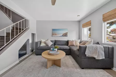 Living - 10376 Frank Ln, Santee, CA 92071 photo 3 of 4