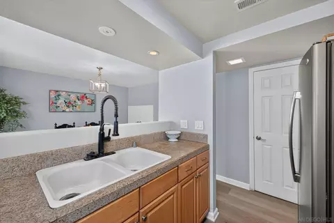 Kitchen - 10376 Frank Ln, Santee, CA 92071 photo 3 of 4