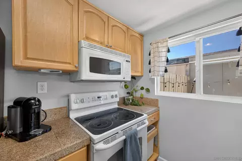 Kitchen - 10376 Frank Ln, Santee, CA 92071 photo 4 of 4