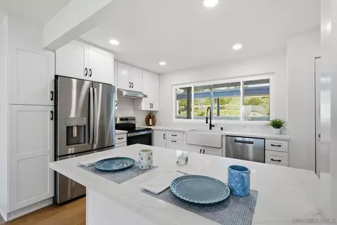 Kitchen - 3606 Vista Rey #46, Oceanside, CA 92057 photo 3 of 6
