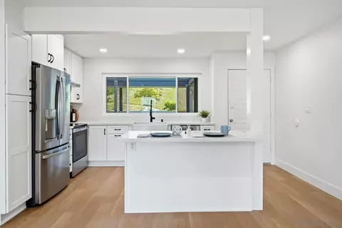 Kitchen - 3606 Vista Rey #46, Oceanside, CA 92057 photo 2 of 6