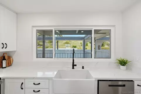 Kitchen - 3606 Vista Rey #46, Oceanside, CA 92057 photo 5 of 6