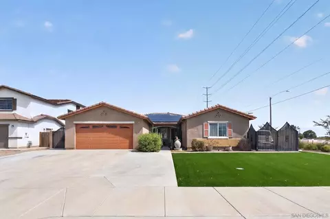 Exterior - 798 Abelia Ln, Perris, CA 92571 photo 2 of 11