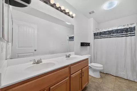 Entry Way - 798 Abelia Ln, Perris, CA 92571 photo 1 of 2
