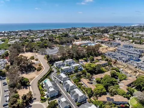 View/Area - 866 Del Mar Downs, Solana Beach, CA 92075 photo 8 of 10