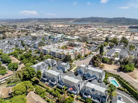View/Area - 866 Del Mar Downs, Solana Beach, CA 92075 photo 4 of 10