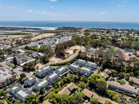 View/Area - 866 Del Mar Downs, Solana Beach, CA 92075 photo 10 of 10