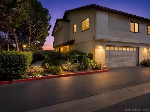 4245 Porte De Merano #109, San Diego, CA 92122