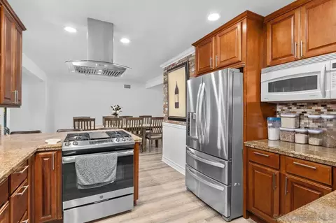 Kitchen - 6245 Broadmoor Dr, La Mesa, CA 91942 photo 3 of 4