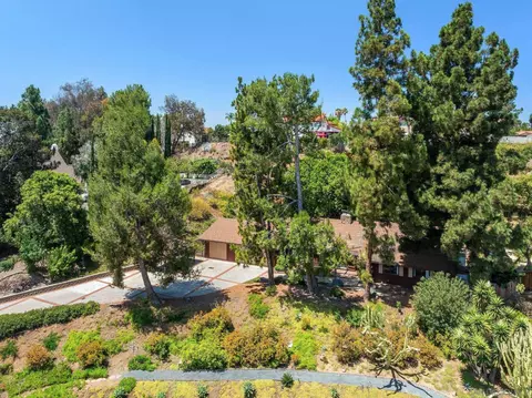Exterior - 4116 Mars Way, La Mesa, CA 91941 photo 3 of 21