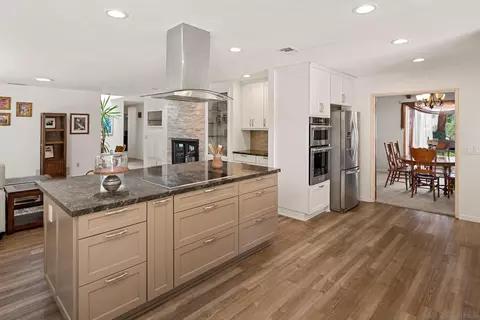 Kitchen - 4116 Mars Way, La Mesa, CA 91941 photo 12 of 12