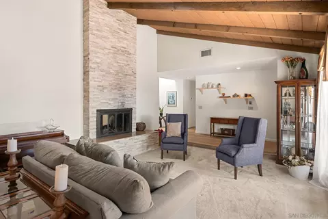 Living - 4116 Mars Way, La Mesa, CA 91941 photo 4 of 7