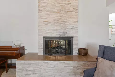 Living - 4116 Mars Way, La Mesa, CA 91941 photo 3 of 7