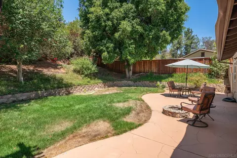 Exterior - 4116 Mars Way, La Mesa, CA 91941 photo 17 of 21