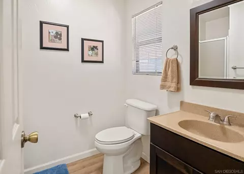 Bath - 4116 Mars Way, La Mesa, CA 91941 photo 5 of 6