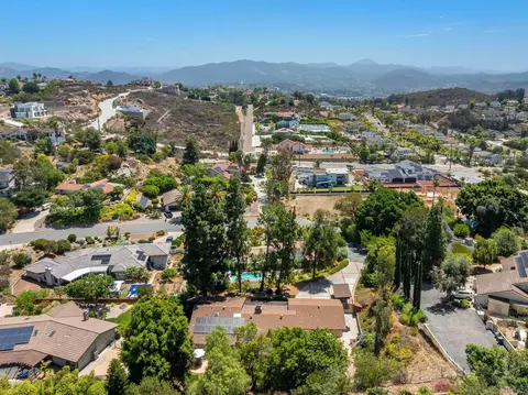 View/Area - 4116 Mars Way, La Mesa, CA 91941 photo 4 of 5