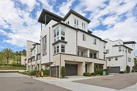 2702 Via Avella, San Diego, CA 92108